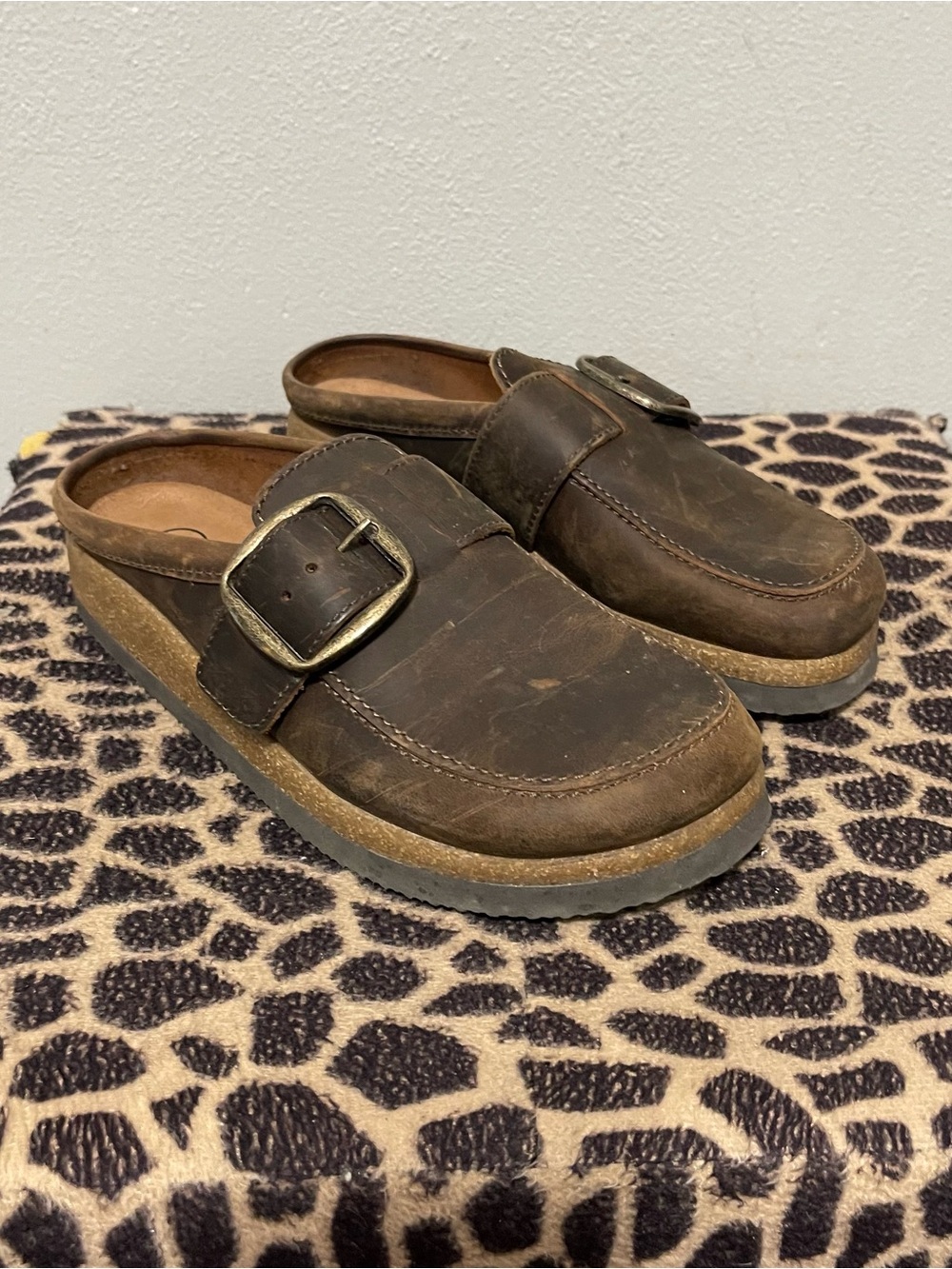 White Mountain Footbeds Slip On Casual Clogs Brown Leather Womens 8.5